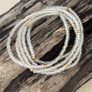 Bracelet élastique OREA en perles de verre japonaise MIYUKI blanc givré et doré fait main et sur mesure