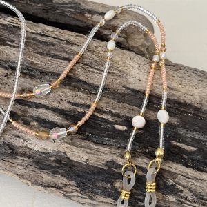 Cordons à lunettes Elyzia chaines de lunettes bijou de lunettes fait main en perles de verres tres fines et petites 2mm japonaises Miyuki, pierre naturelle, perles de culture d'eau douce blanche, perles de coquillages, perles dorées saumon peche et transparent cristal, acier inoxydable, coloris embouts à choisir