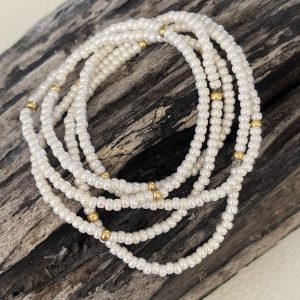 Bracelet élastique OREA en perles de verre japonaise MIYUKI Blanc Ivoire nacré et doré fait main et sur mesure