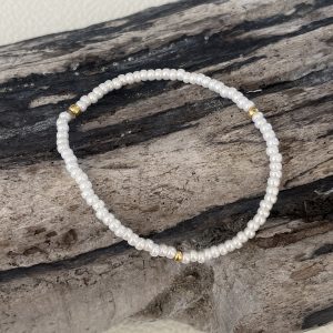 Bracelet élastique OREA en perles de verre japonaise MIYUKI Blanc Ivoire nacré et doré fait main et sur mesure