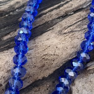 Luminya Dragonne poignée cordon bijou de téléphone en perles de verre colorées bleu vif bleu outremer, roy, cobalt aux reflets scintillants et lumineux pour coque de tel fait main solide option rondelles plaqué or