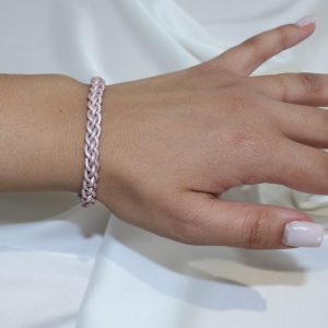 Bracelet MIXTE pour homme ou femme NAKOA en cuir rose 4 brins, tressé main avec un fermoir aimanté en acier inoxydable sans nickel sans plomb et sans cadmium