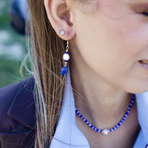 Marina- Boucles pendantes poisson bleu cobalt avec perle d'eau douce