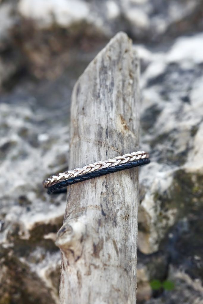 Bracelet Femme en cuir tressé, double rang, noir et rose doré, fermoir aimanté en acier inoxydable de qualité fait main, le bracelet en cuir féminin par excellence