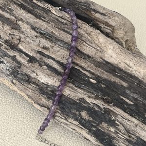 Bracelet en pierre naturelle d'améthyste et acier inoxydable sans nickel sans plomb et sans cadmium, avec fermoir et chainette d'extension