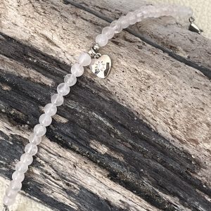 Bracelet en pierre naturelle de coquillage petites perles quartz rose clair coeur laiton zircon plaqué platine et acier inoxydable sans nickel sans plomb et sans cadmium, avec fermoir et chainette d'extension